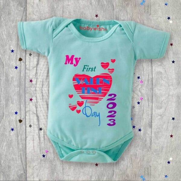 Baby First Valentine Day Romper Clothes Baby valentine Bodysuits Newborn Outfit Envelop Neck Half Sleeve Unisex Onesies"My valentine on 2023" - Image 4