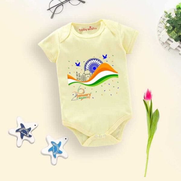 Baby First Republic Day Romper Clothes Baby Bodysuits Newborn Outfit Envelop Neck Half Sleeve Unisex Onesies"Happy Republic Day" - Image 4