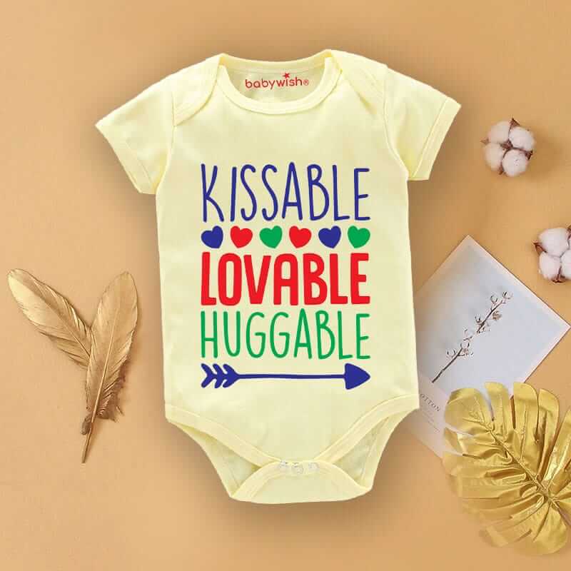 Baby First Valentine’s Day Romper Clothes | Baby Valentine Bodysuits | Newborn Outfit Envelope Neck Half Sleeve Unisex Onesies “Kissable Baby on Valentine” | Cute Gift Romper for Boys & Girls