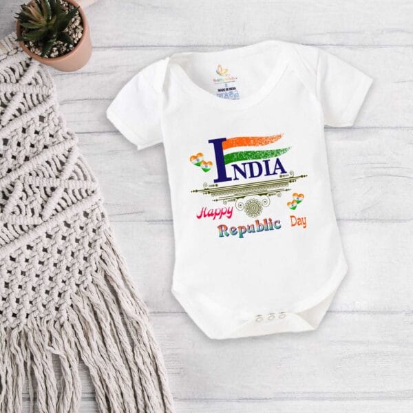 Baby First Republic Day Romper Clothes Baby Bodysuits Newborn Outfit Envelop Neck Half Sleeve Unisex Onesies"Happy Republic Day" - Image 2