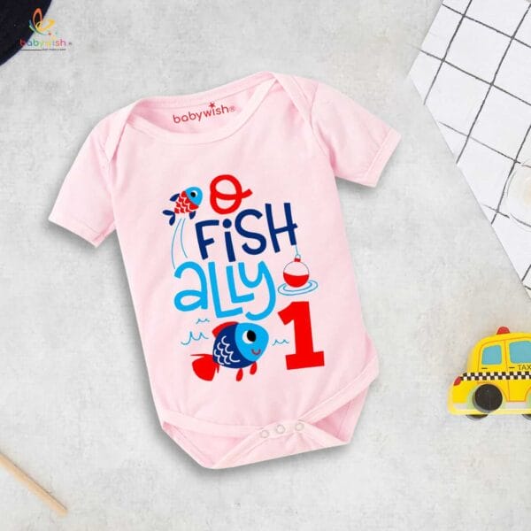 One month unisex baby romper half sleeve round neck onesie - Image 3