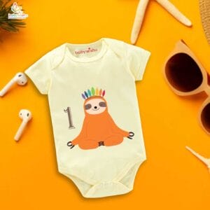 One month unisex baby romper half sleeve round neck onesie