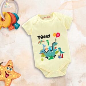 One month unisex baby romper half sleeve round neck onesie