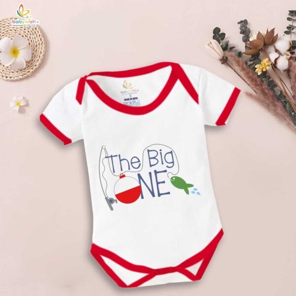 One month unisex baby romper half sleeve round neck onesie
