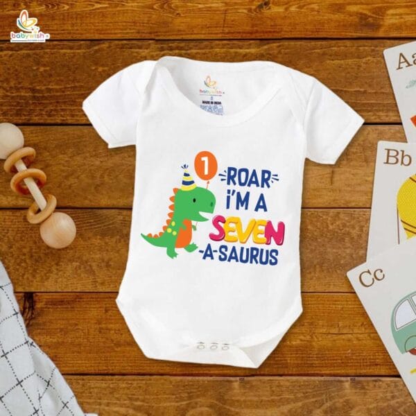 Seven month unisex baby romper half sleeve round neck onesie - Image 2
