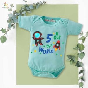 Five month unisex baby romper half sleeve round neck onesie