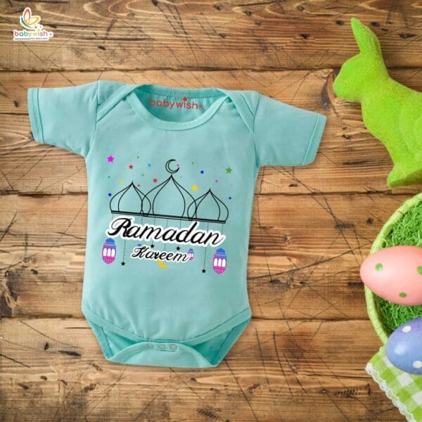 Baby First Eid Romper Clothes Baby Ramadan festival Bodysuits Newborn Outfit Envelop Neck Half Sleeve Unisex Onesies " Ramadan Kareem Star Printed " - Image 2