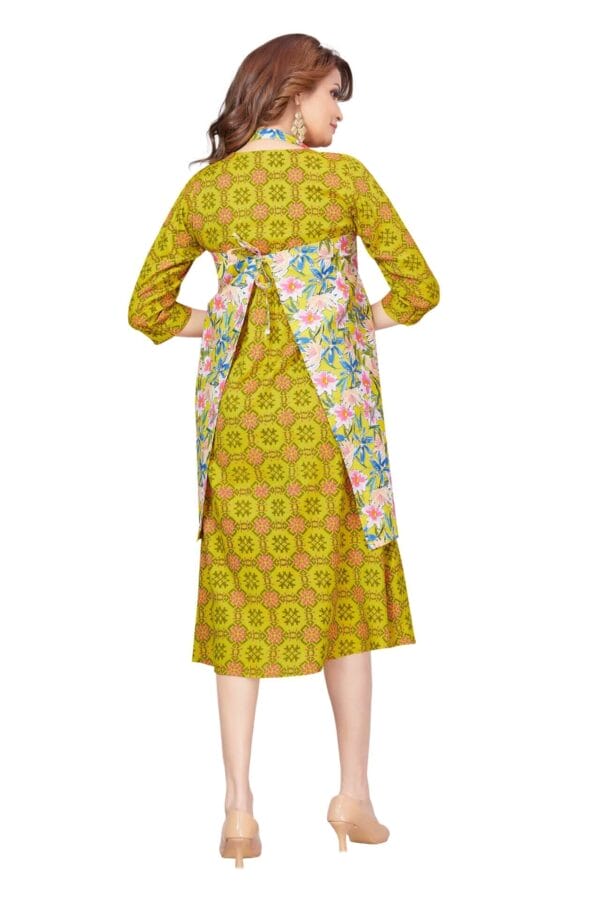 Mother using Babywish floral cotton nursing cover while breastfeeding