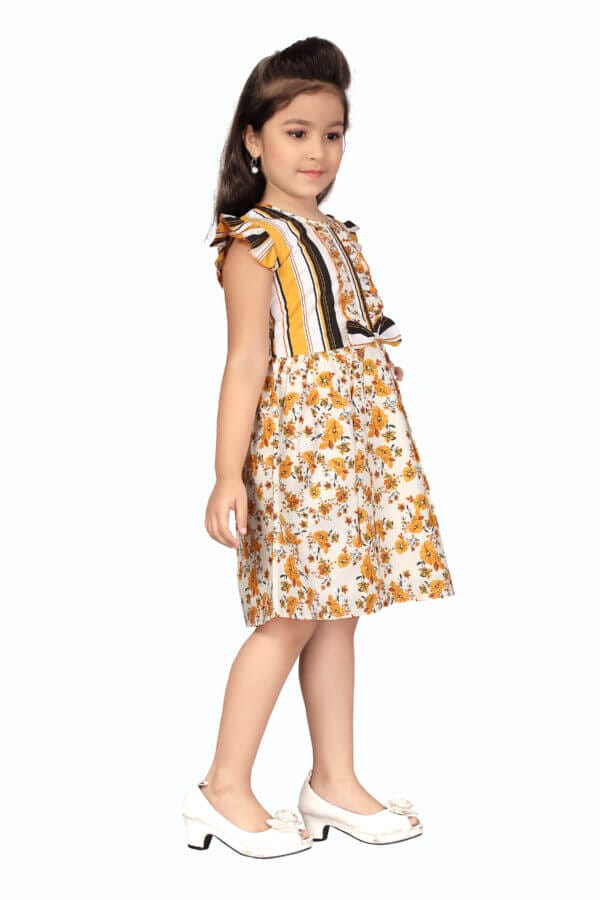Girl Dress Knee Length Frock Floral Prints Girls Flutter Wings Halfsleeve Dress Girls Cotton Bottom Lace Frock Topwear - Scarlet Rose Print - Image 5