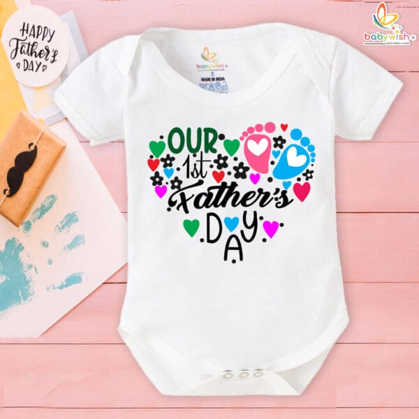 First Father’s Day romper for baby with colorful heart and footprint design – Babywish