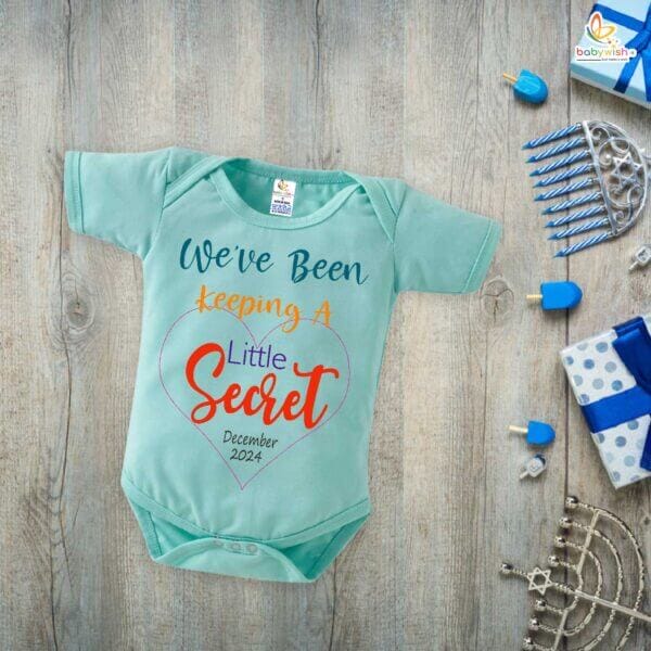 Pregnancy Announcement Baby Romper – We’ve Been Keeping a Little Secret Bodysuit – Cute Surprise Baby Reveal Outfit for Newborn Girl or Boy – Babywish - Image 2